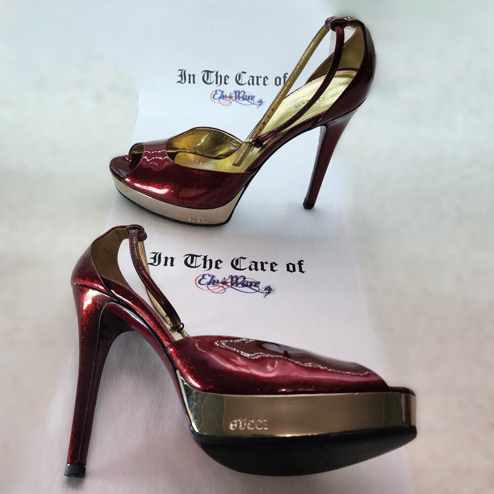 Gucci Red Glitter Patent Shoes with Open Toe and Straps